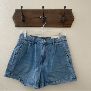 American Eagle mom shorts